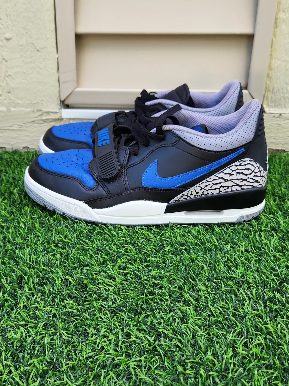 Nike Air Jordan Legacy 312 Low Black/ Game Royal/White  CD7069-041 US SIZE 10.5